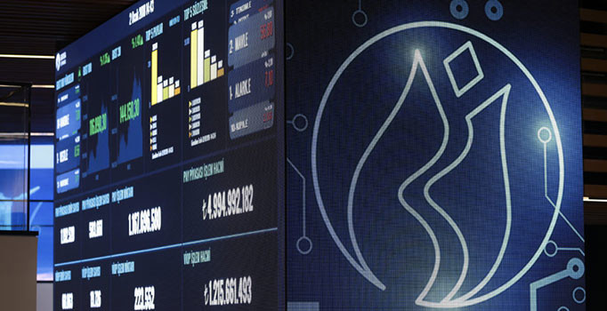 Borsa ilk yarıda yükseldi