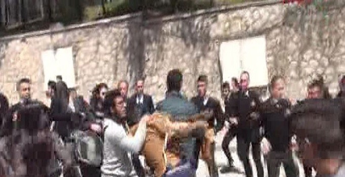 Anadolu Üniversitesi'nde olaylar çıktı