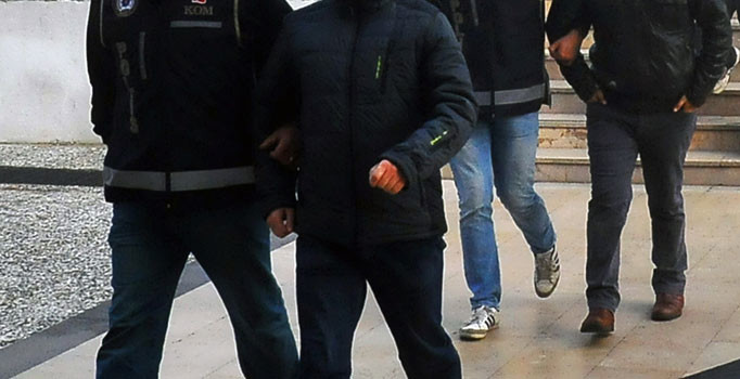 11 ilde muvazzaf askerlere 4. dalga operasyon