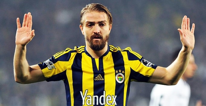Fenerbahçeli Caner Erkin Vitor Pereira tarafından derbi kadrosuna alınmadı