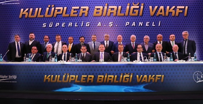 Türk takımları hazırlık maçlarına Türk bayrağıyla çıkacak