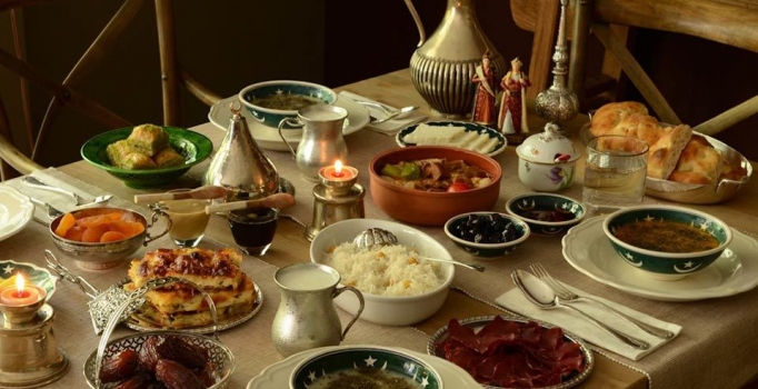 Ramazan Bayramı'nda yapılan 5 beslenme hatası! Sağlık haberleri
