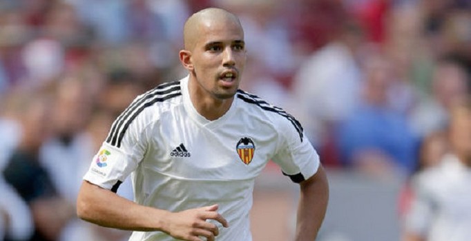 Cezayirli futbolcu Sofiane Feghouli Fenerbahçe ile el sıkıştı mı?