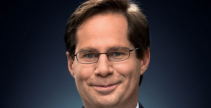 İzmir doğumlu Osman Kibar Forbes'a kapak oldu