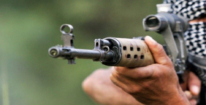 PKK’dan kaçan keskin nişancı Bitlis'te teslim oldu