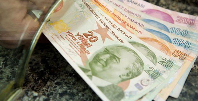 Ağbal: Asgari ücretin azalmasını önleyecek formül için çalışıyoruz