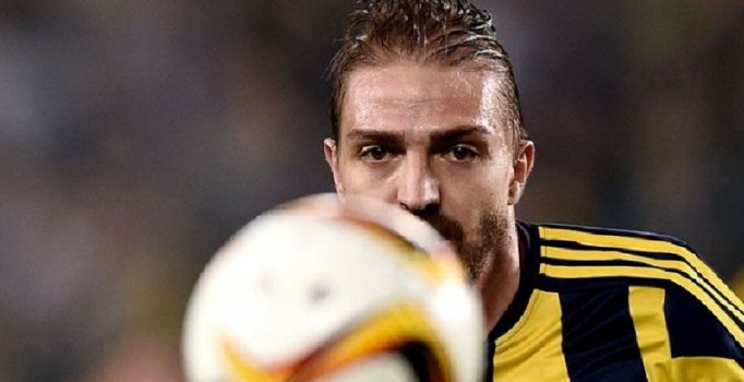 Fenerbahçeli futbolcu Caner Erkin'i derbide kadro dışı bırakan sözler ortaya çıktı
