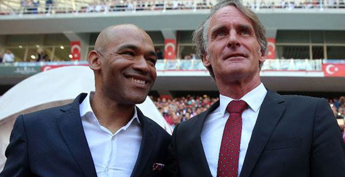 Morais: Bence Eto'o kafayla attı