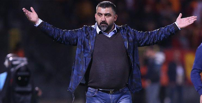 Ümit Özat: Yabancının Christmas'ını düşünüyorsak bizim çocukların da Ramazan'ını düşünelim