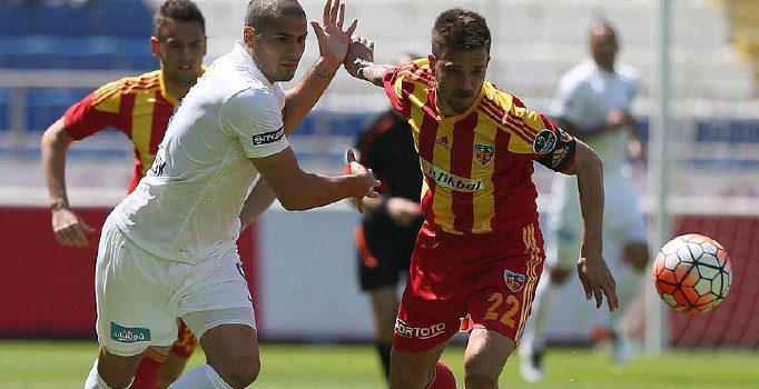 Kayserispor deplasmanda Kasımpaşa'yı 2-1 yendi
