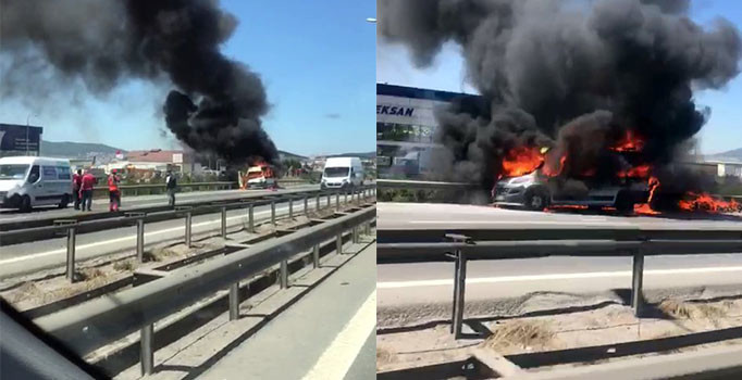 Alev alev yanan minibüs trafiği felç etti