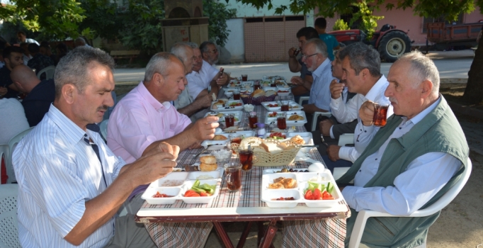 Küskünleri barıştıran bayram geleneği