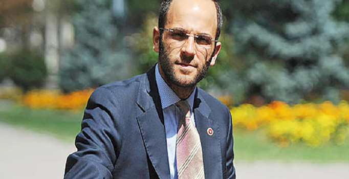 Faik Tunay CHP'den istifa etti