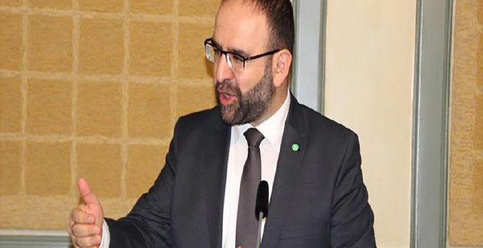 İsveç'te Türk Bakan Mehmet Kaplan istifa etti