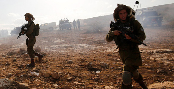 İsrail askerleri Batı Şeria'da 3 Filistinliyi yaraladı