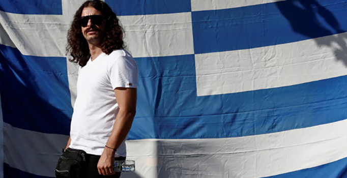 Yunanistan'da darbeci vekil gözaltına alındı