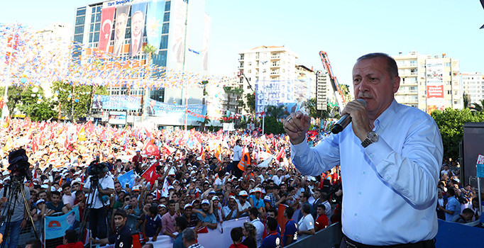 Cumhurbaşkanı Erdoğan konuşuyor: Kandil'i başlarına yıkarız