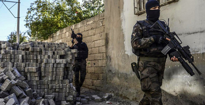 Hakkari'de bir terörist yakalandı