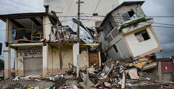 Ekvador'da 6,2 büyüklüğünde deprem