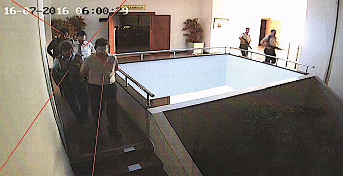 15 Temmuz'dan yeni görüntüler: Alıkonulma anı ortaya çıktı