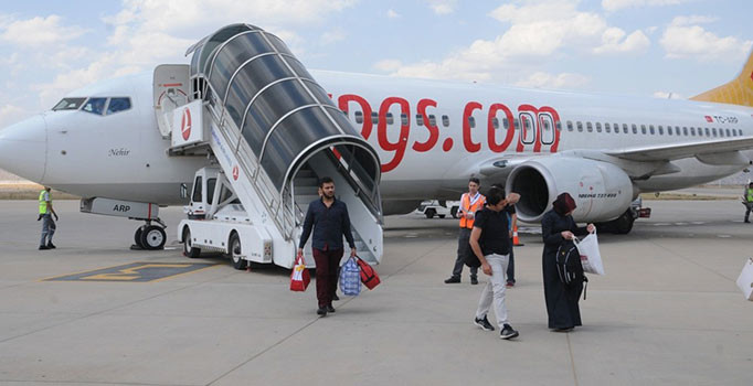 Adana-Şırnak uçak seferleri başladı