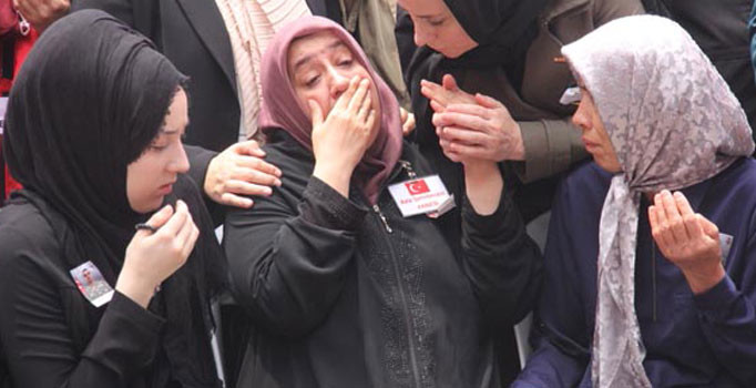 Hakkari şehitleri son yolculuklarına uğurlandı