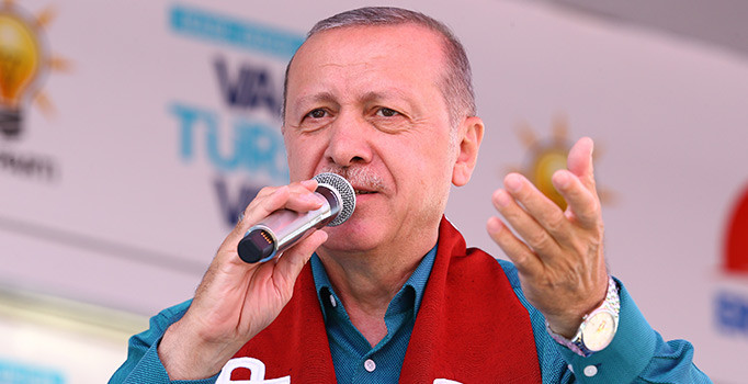 Erdoğan'a Gambiya Cumhurbaşkanından tebrik telefonu