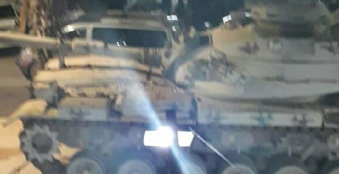 İran, Suriye'nin güneyine saldırmaya başaladı! Binlerce sivil kaçıyor