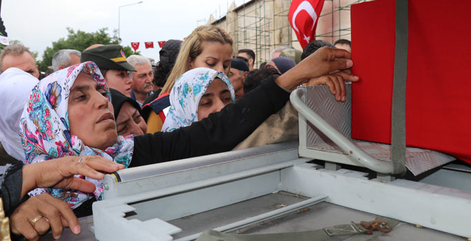 Şehit Er Resul Bayracı son yolculuğuna uğurlandı