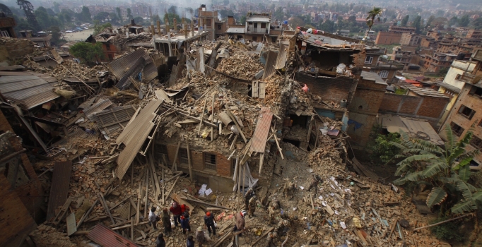 Nepal'de bir deprem daha meydana geldi: 7,3