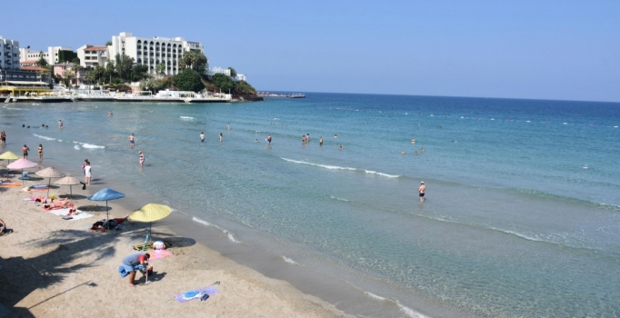 Kuşadası'nda turistlerin seçim şaşkınlığı