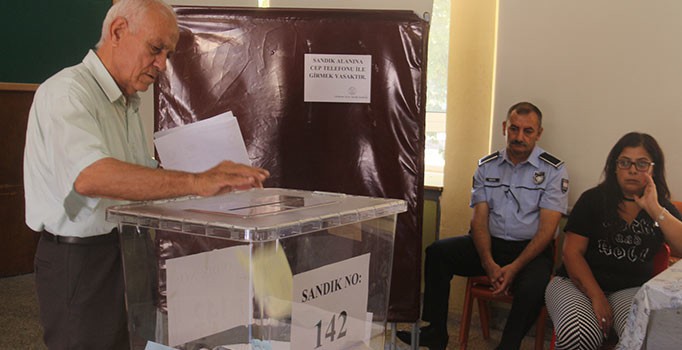 KKTC de sandık başında