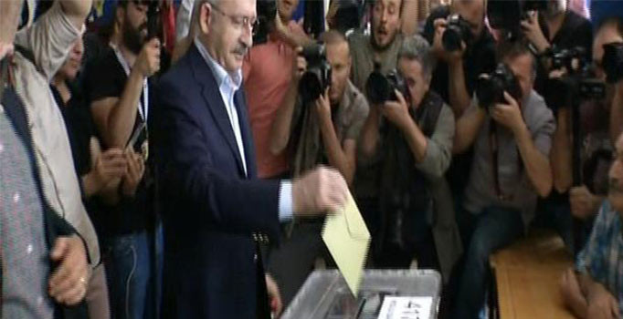 Kemal Kılıçdaroğlu oyunu kullandı