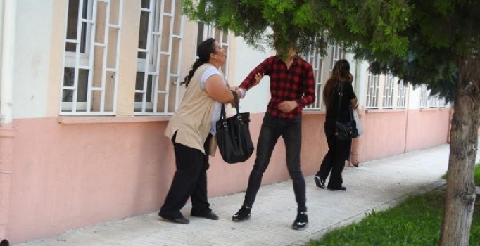 Oğlu sınava alınmayan anne: Çocuğumun geleceği ile oynamayın