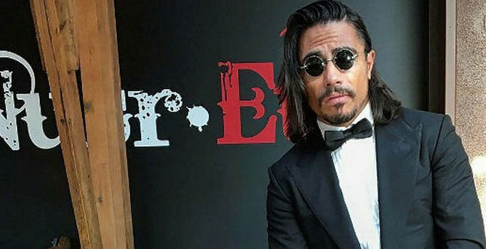 Nusret'ten hayranlarına Müslüm Gürsesli eğlence