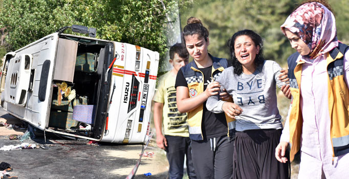 Mersin'de tarım işçilerini taşıyan minibüs devrildi: 3 ölü, 16 yaralı