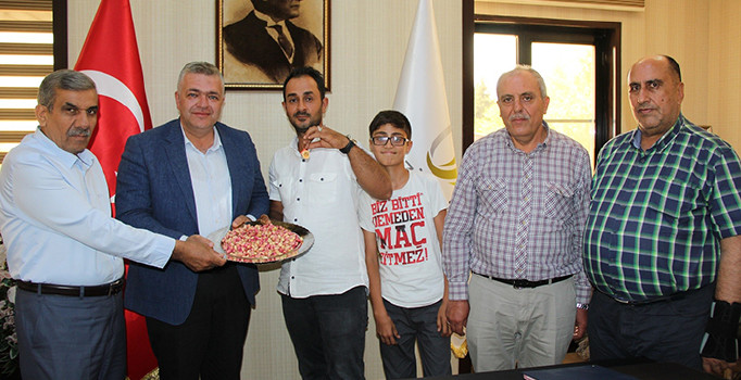 Yılın ilk Antepfıstığına ödül