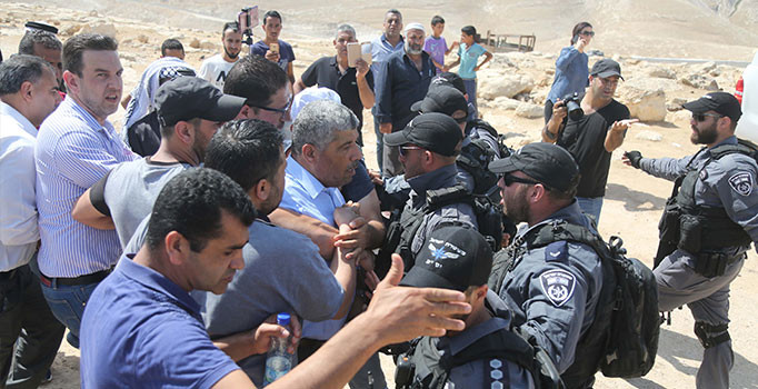 İsrail askerleri Gazze sınırında 1 Filistinliyi yaraladı