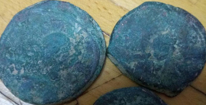 Kars'ta Hazreti İsa portreli sikkeler bulundu