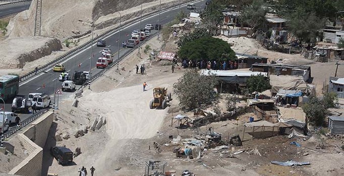 İsrail yıkımına karşı 24 saat nöbet