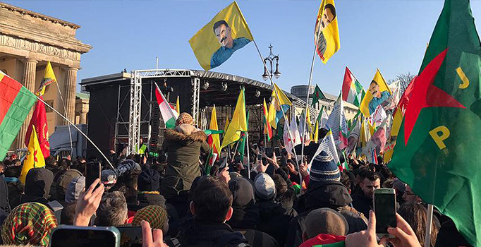 Almanya YPG'nin PKK'nın uzantısı olduğunu kabul etti