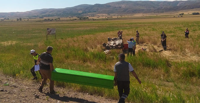 Sivas'ta kaza: 1 ölü, 2 yaralı