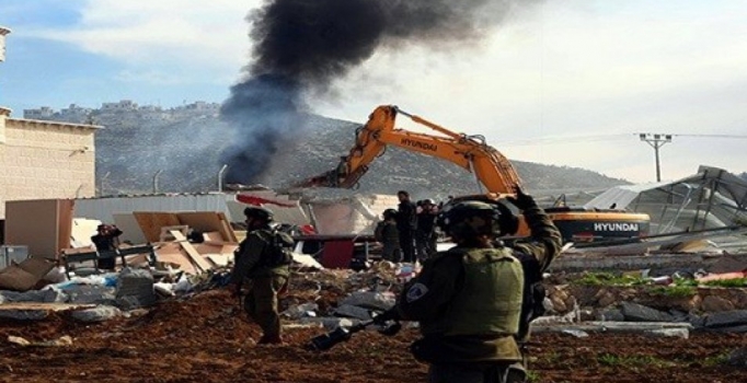 İsrail, 22 yılda Filistinlilere 
ait 30 bin evi yıktı