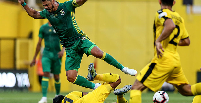 Fenerbahçe’den 1-1’lik prova