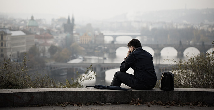 İngiltere'deki York Üniversitesi'nin araştırmasına göre yalnızlık sağlığa zararlı