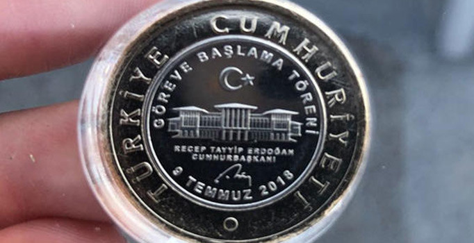 Törene katılanlara anlamlı hediye