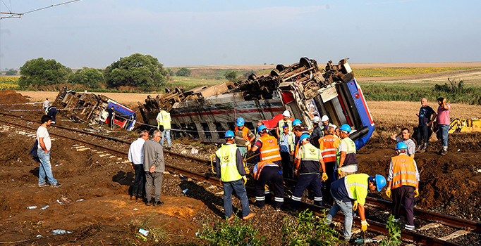Tekirdağ'daki tren faciasında iki makinist savcılığa çağrıldı