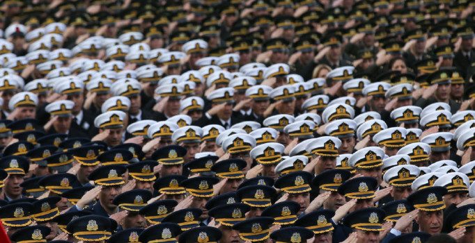 TSK’daki terfi ve atamalarda düzenleme: 4 yıl görevde kalacaklar