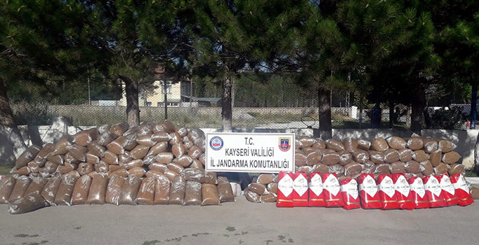 Kayseri’de kaçak tütün operasyonu