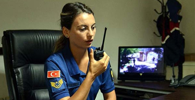 Muğla'da ilk defa bir jandarma karakoluna kadın komutan atandı